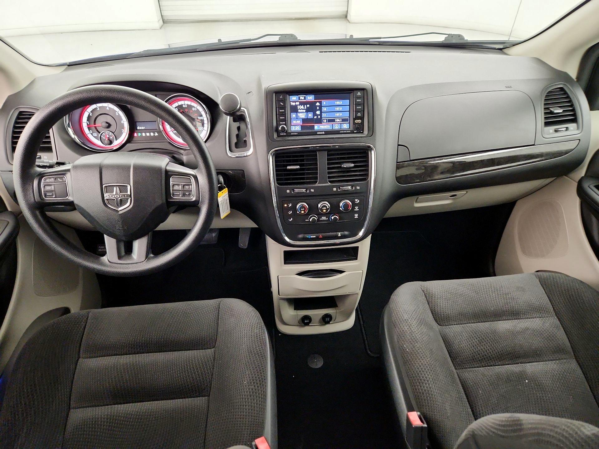 Thumbnail: 2018 Dodge Grand Caravan - 9