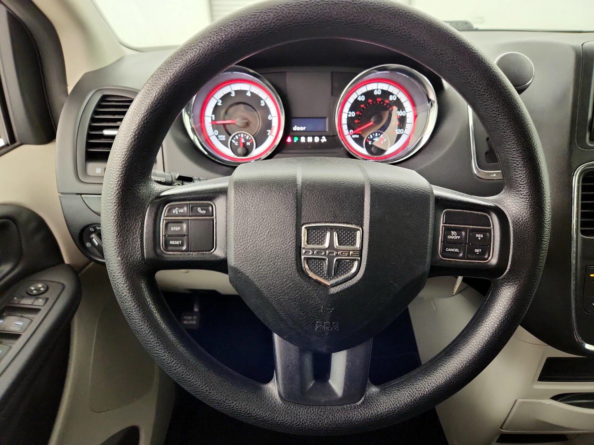 Thumbnail: 2018 Dodge Grand Caravan - 10