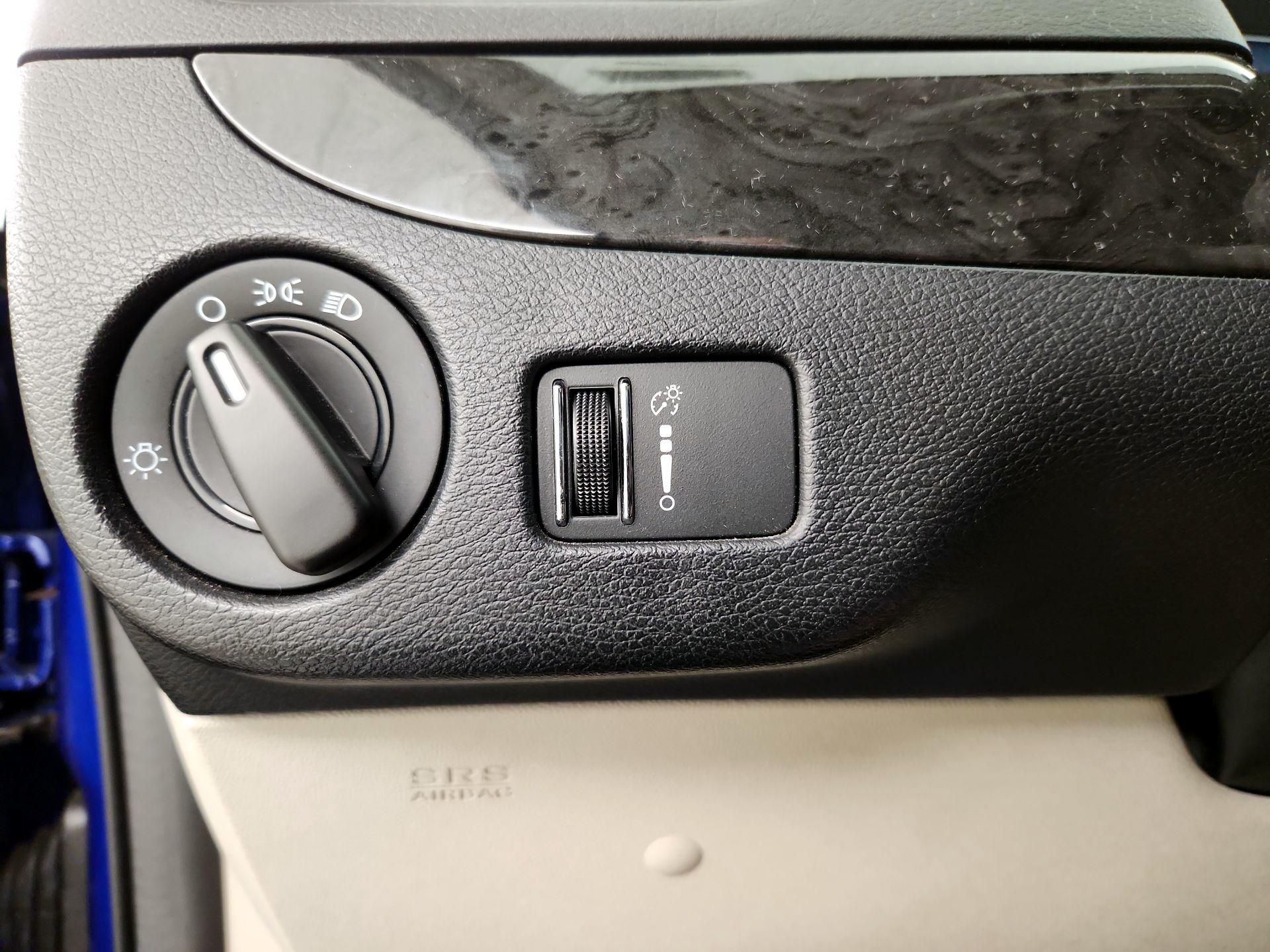Thumbnail: 2018 Dodge Grand Caravan - 13
