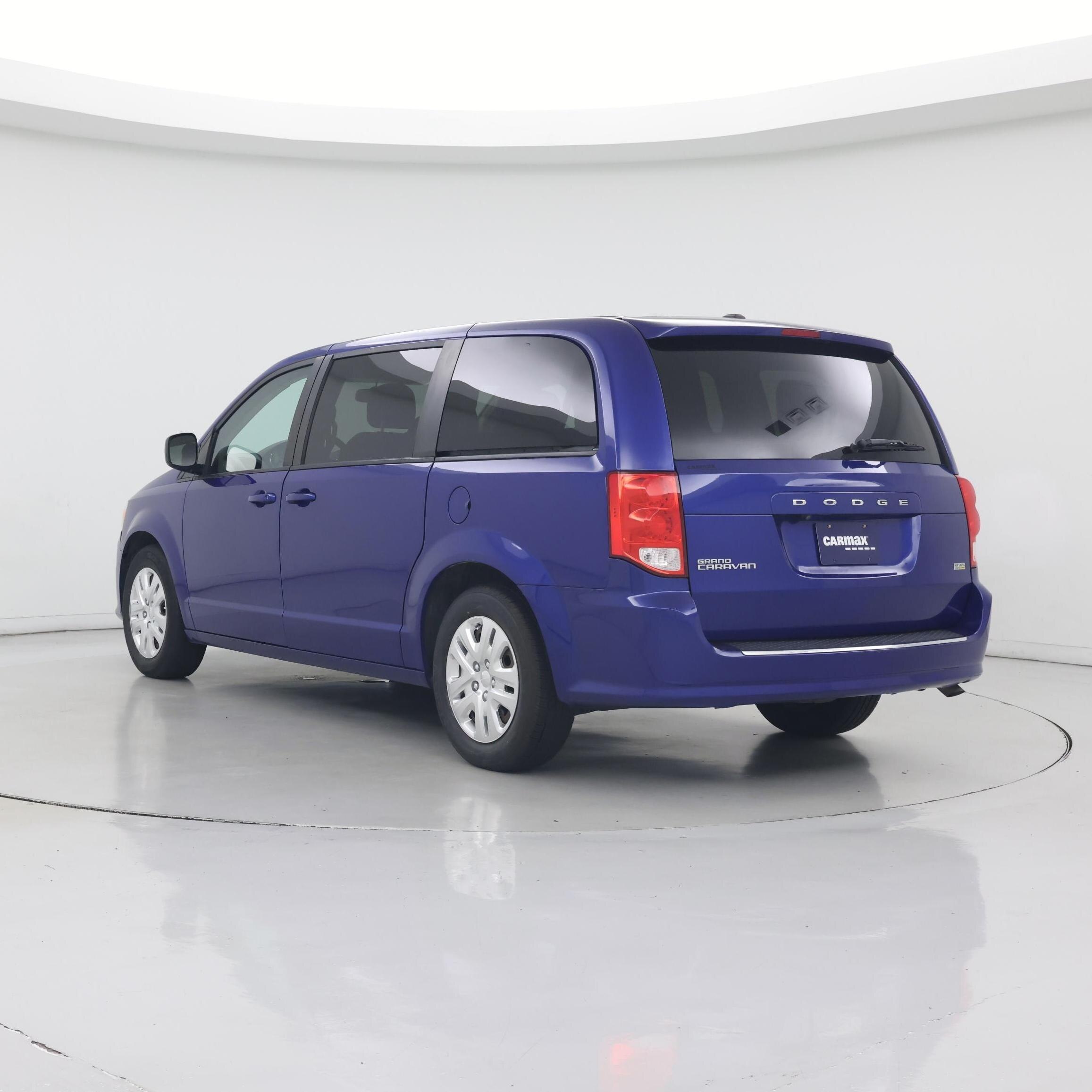Thumbnail: 2018 Dodge Grand Caravan - 2