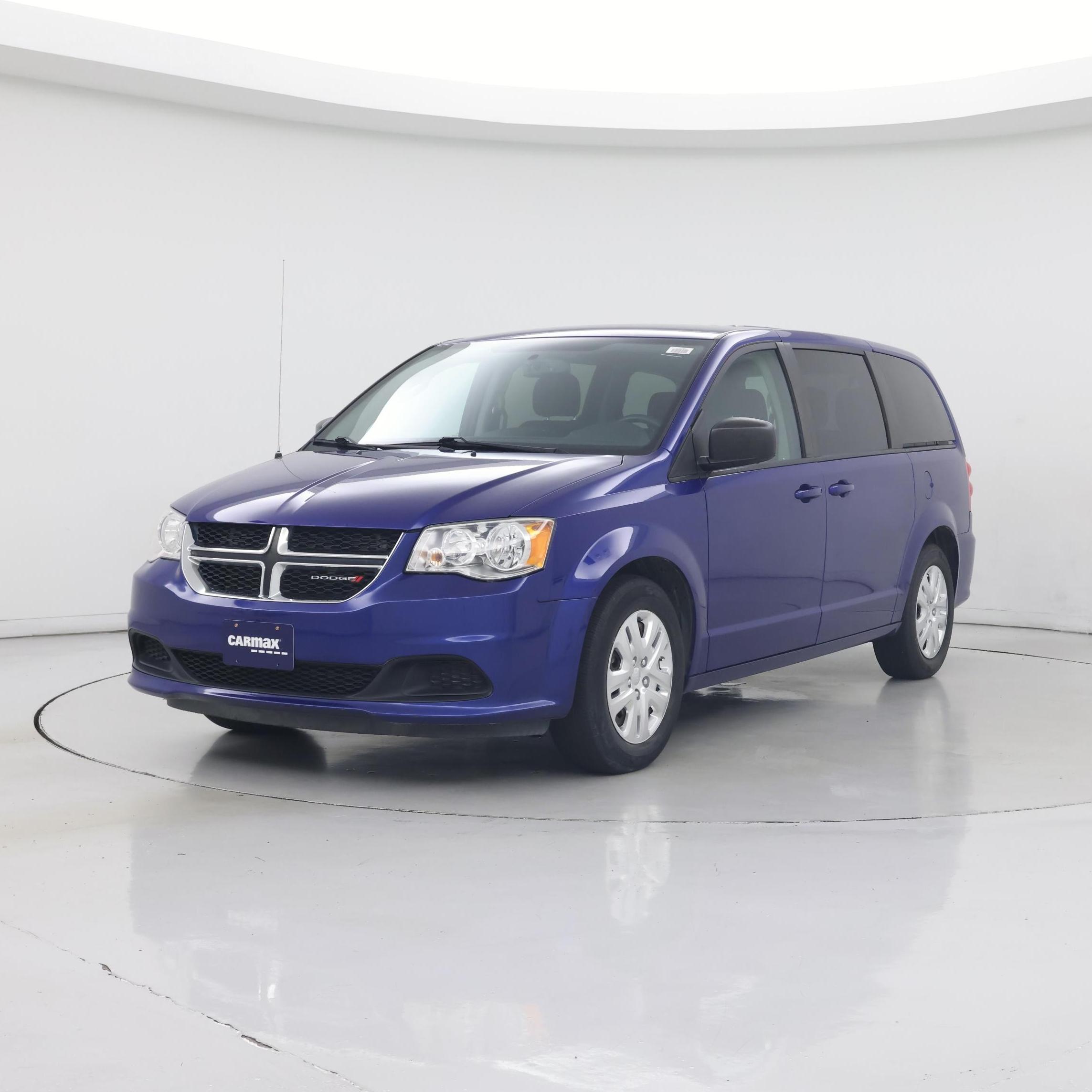 Thumbnail: 2018 Dodge Grand Caravan - 4