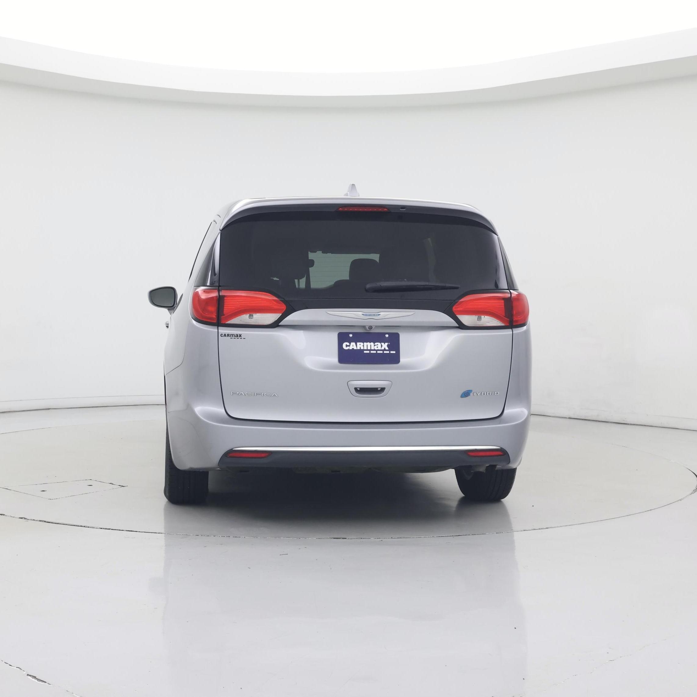 Thumbnail: 2017 Chrysler Pacifica - 6