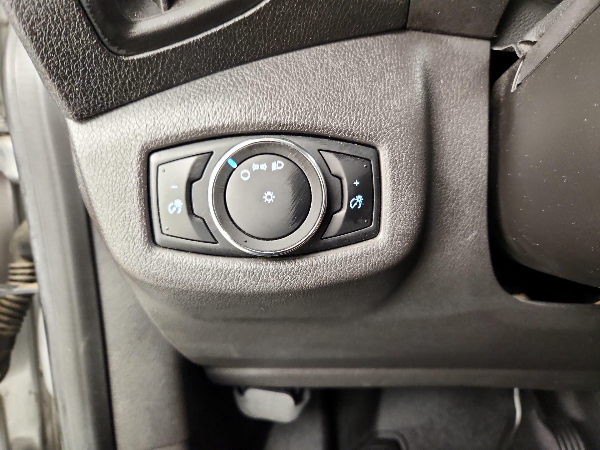 Thumbnail: 2017 Ford Transit Series - 13
