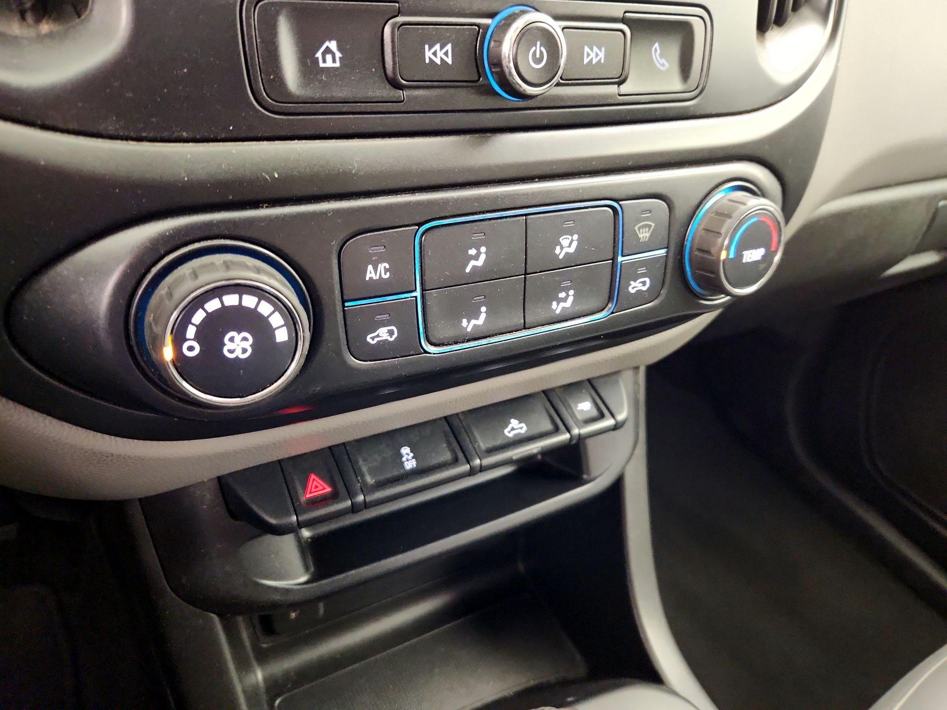 Thumbnail: 2017 Chevrolet Colorado - 16