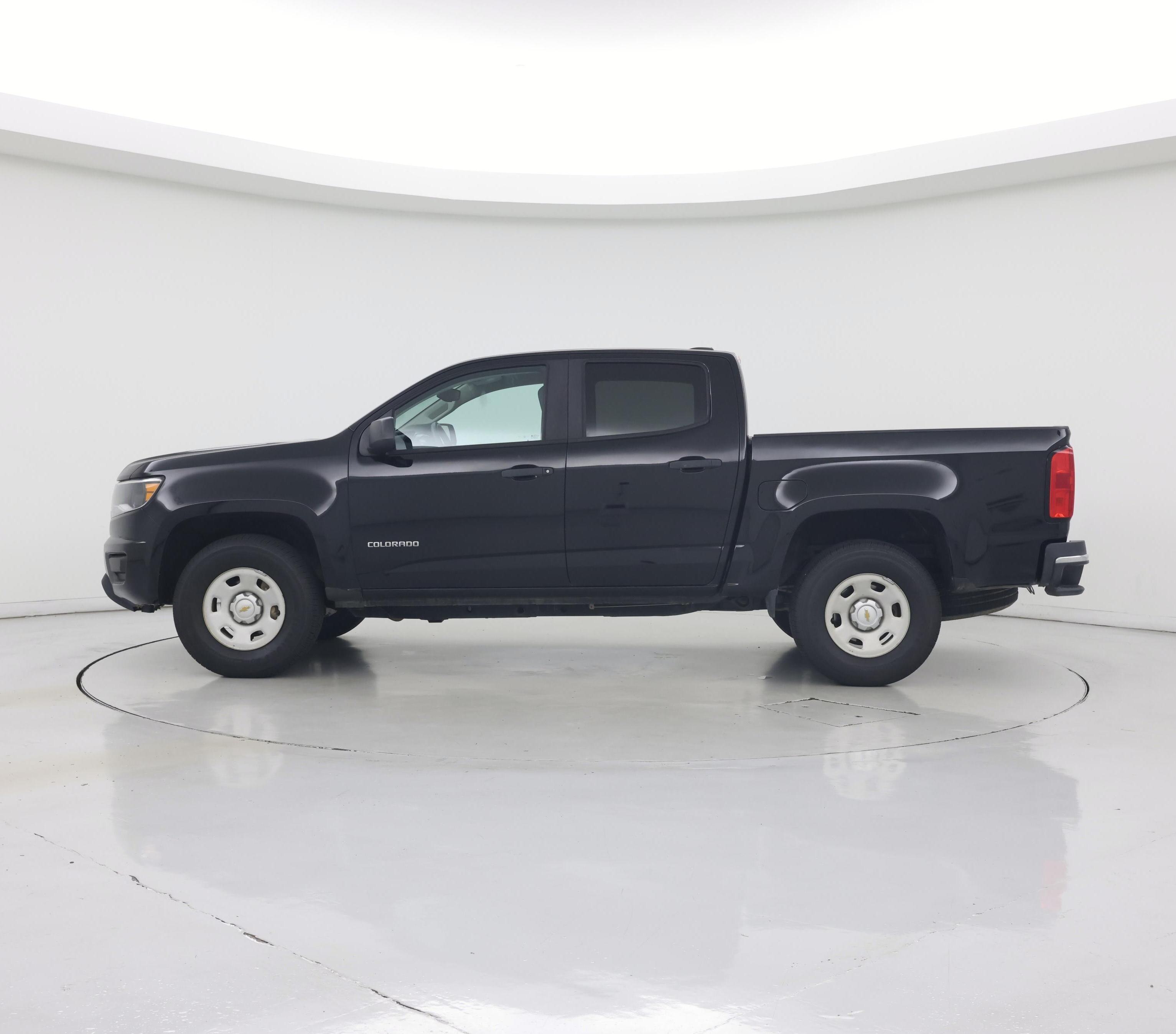 Thumbnail: 2017 Chevrolet Colorado - 3