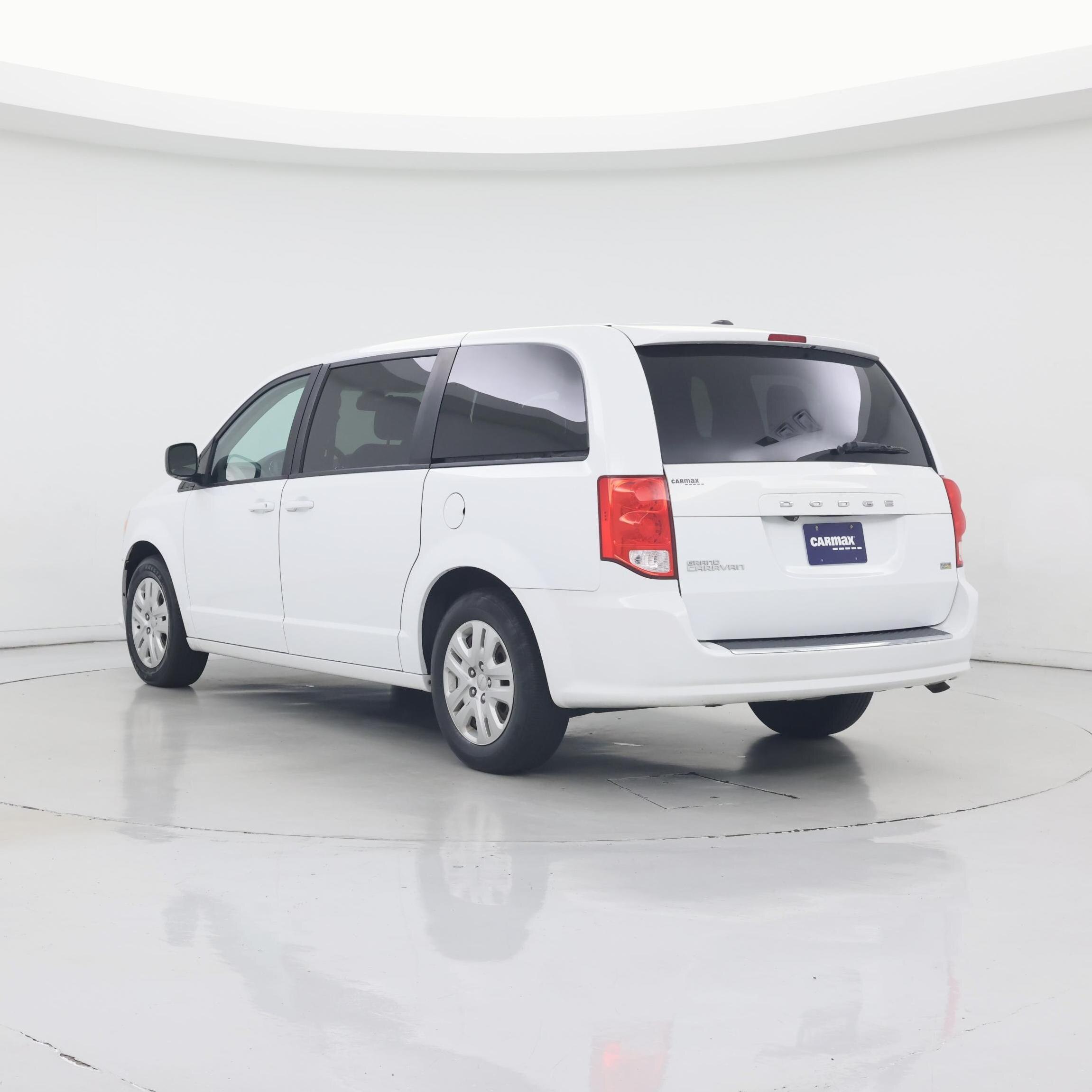 Thumbnail: 2018 Dodge Grand Caravan - 2