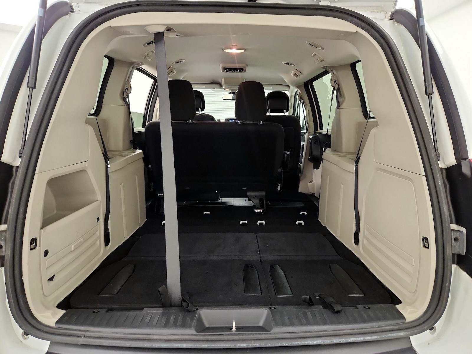 2018 Dodge Grand Caravan SE - Photo 23