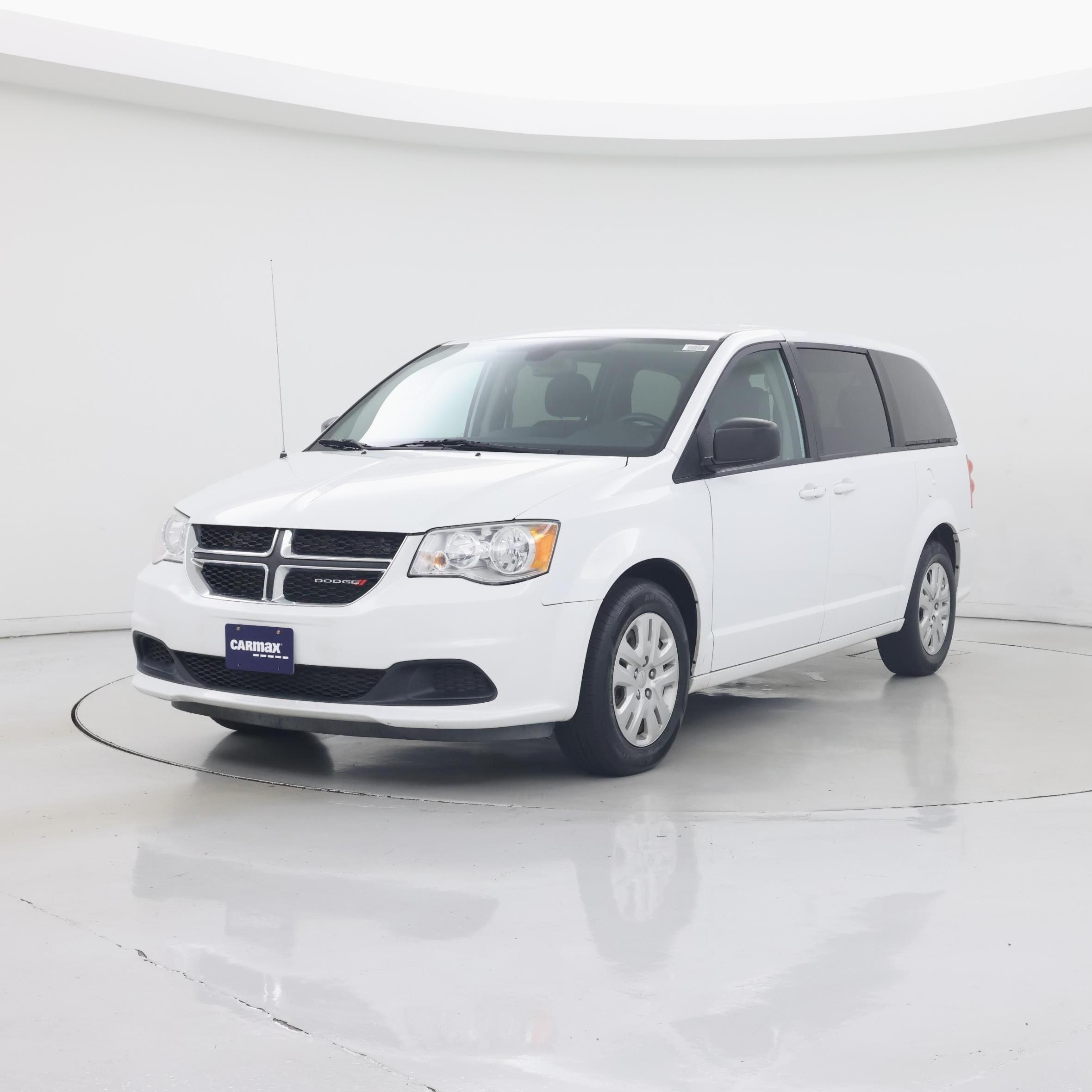 Thumbnail: 2018 Dodge Grand Caravan - 4