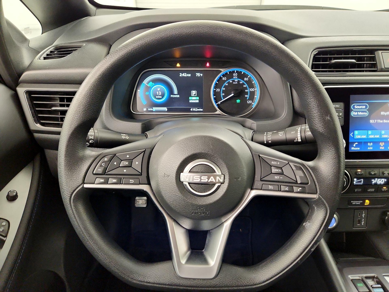 2023 Nissan Leaf S - Photo 11
