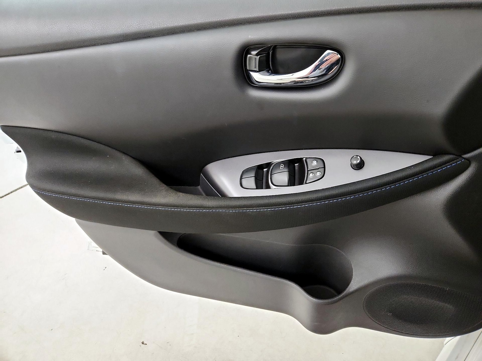 2023 Nissan Leaf S - Photo 13