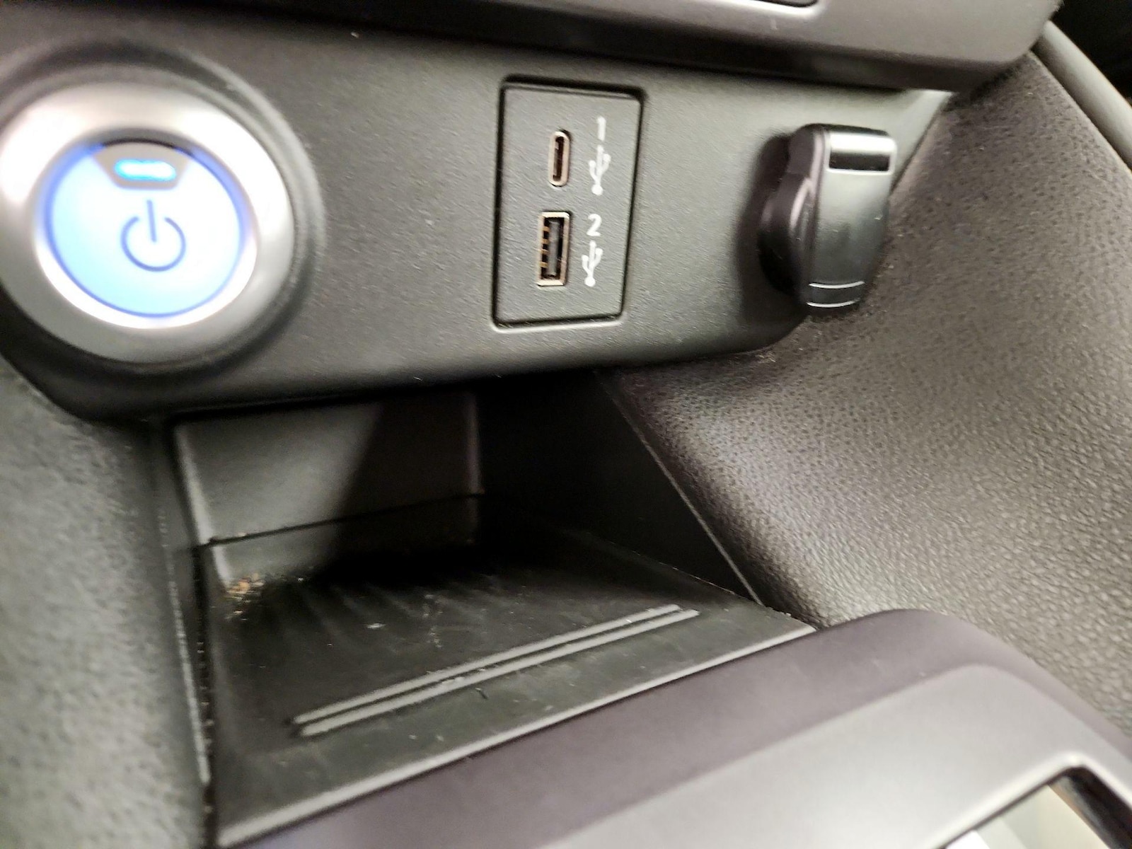 2023 Nissan Leaf S - Photo 19