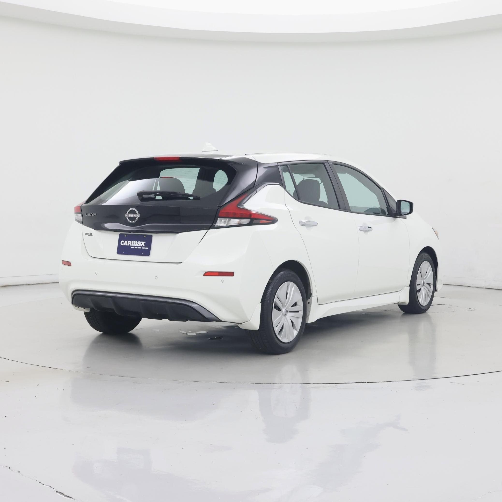 Thumbnail: 2023 Nissan Leaf - 8