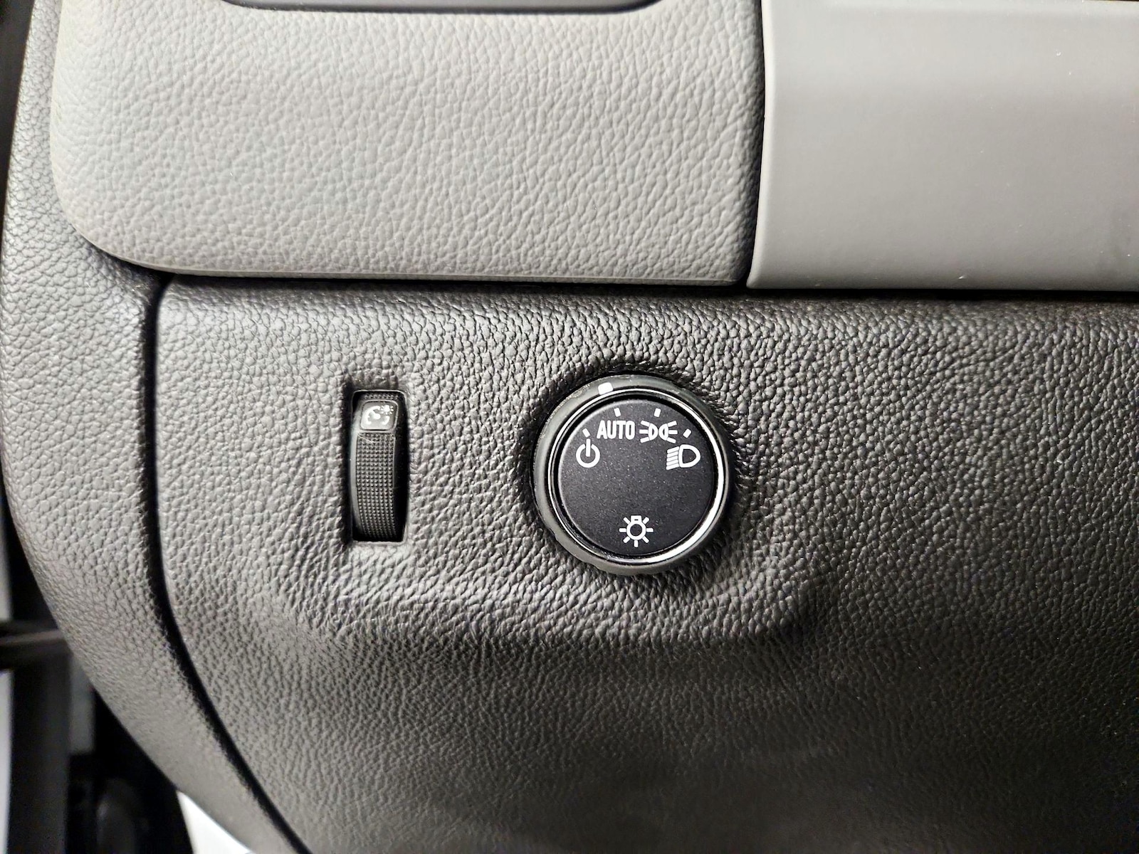 2016 Chevrolet Colorado Work Truck - Photo 14