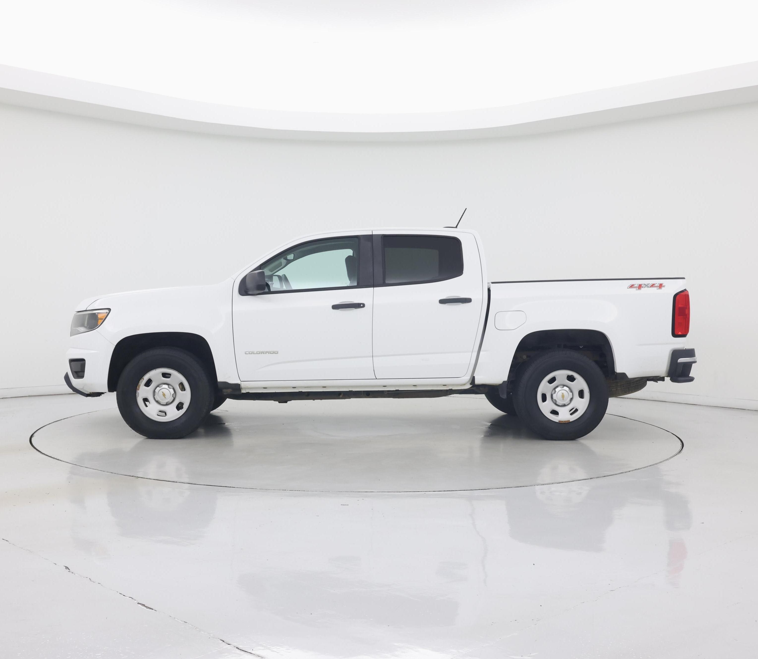 Thumbnail: 2016 Chevrolet Colorado - 3