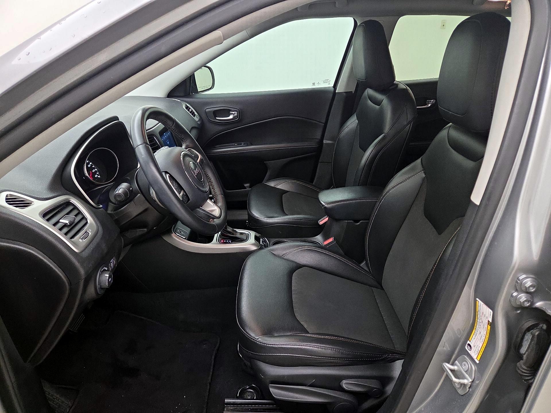 Thumbnail: 2020 Jeep Compass - 11