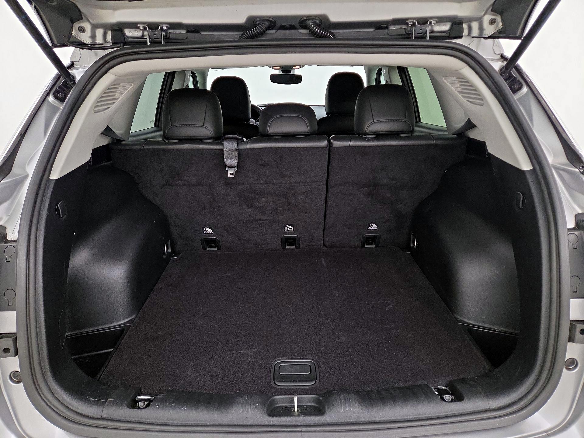Thumbnail: 2020 Jeep Compass - 20