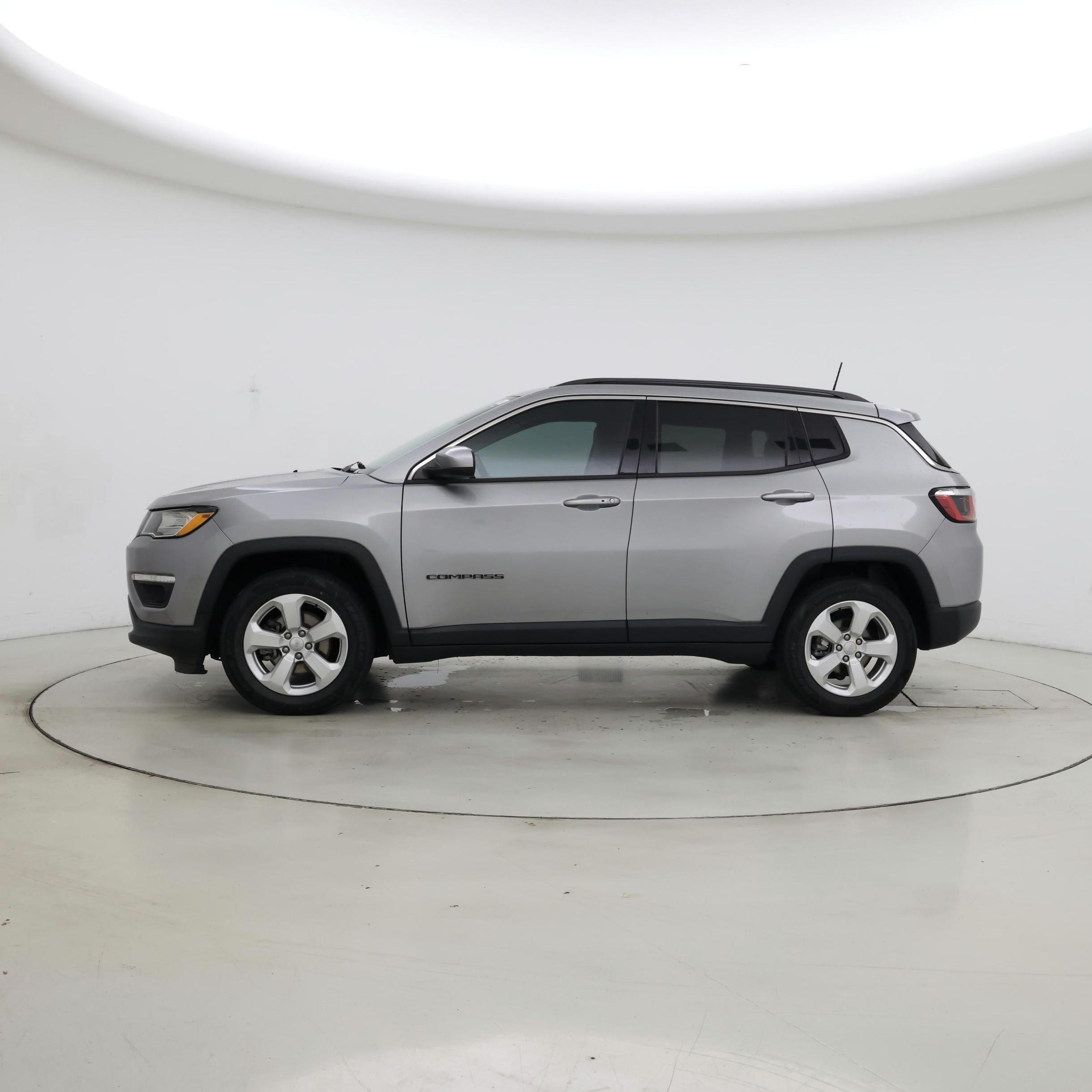 Thumbnail: 2020 Jeep Compass - 3
