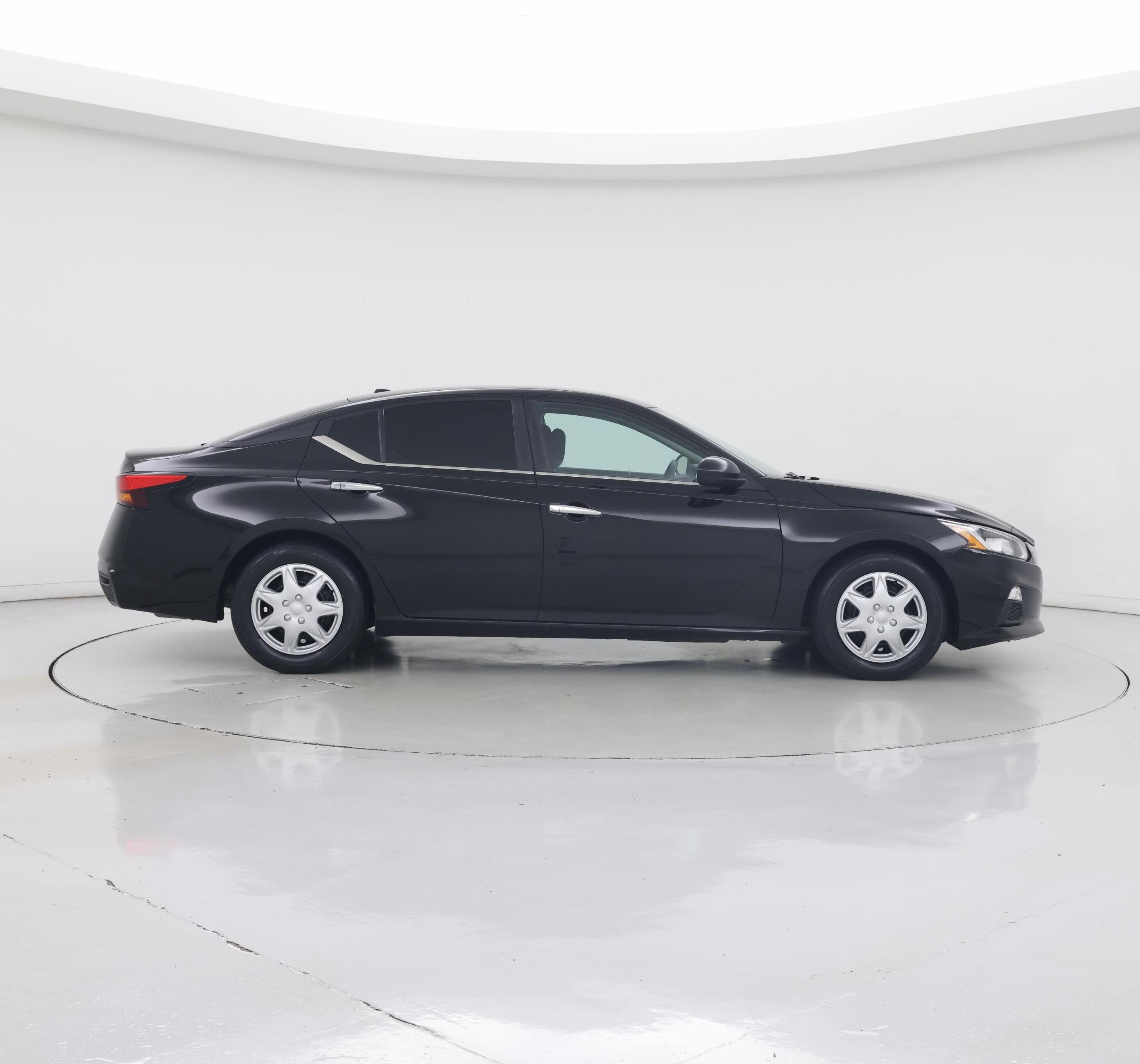Thumbnail: 2020 Nissan Altima - 7