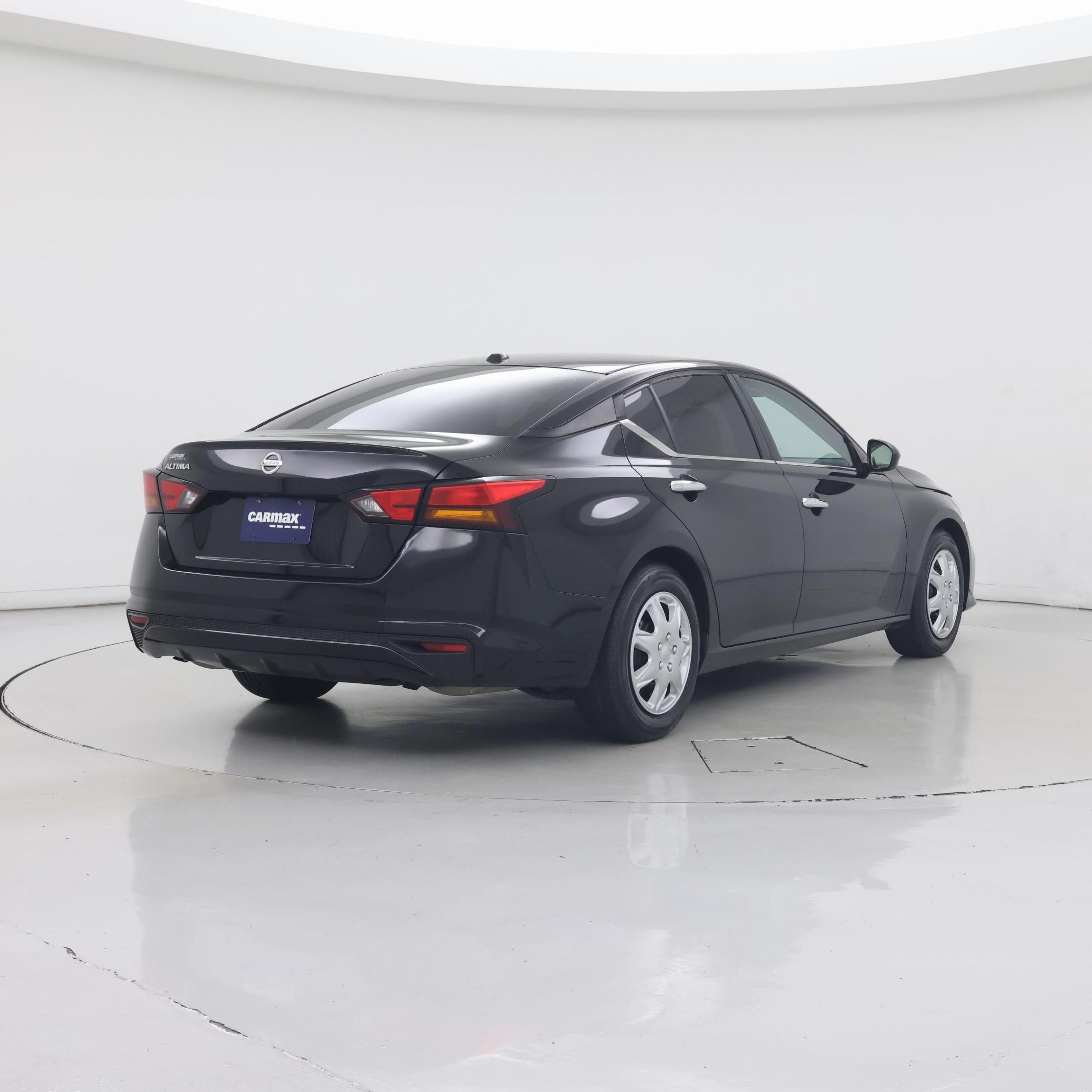 Thumbnail: 2020 Nissan Altima - 8