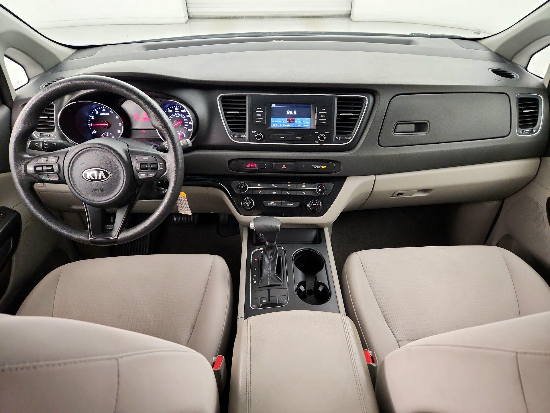 Thumbnail: 2018 Kia Sedona - 9