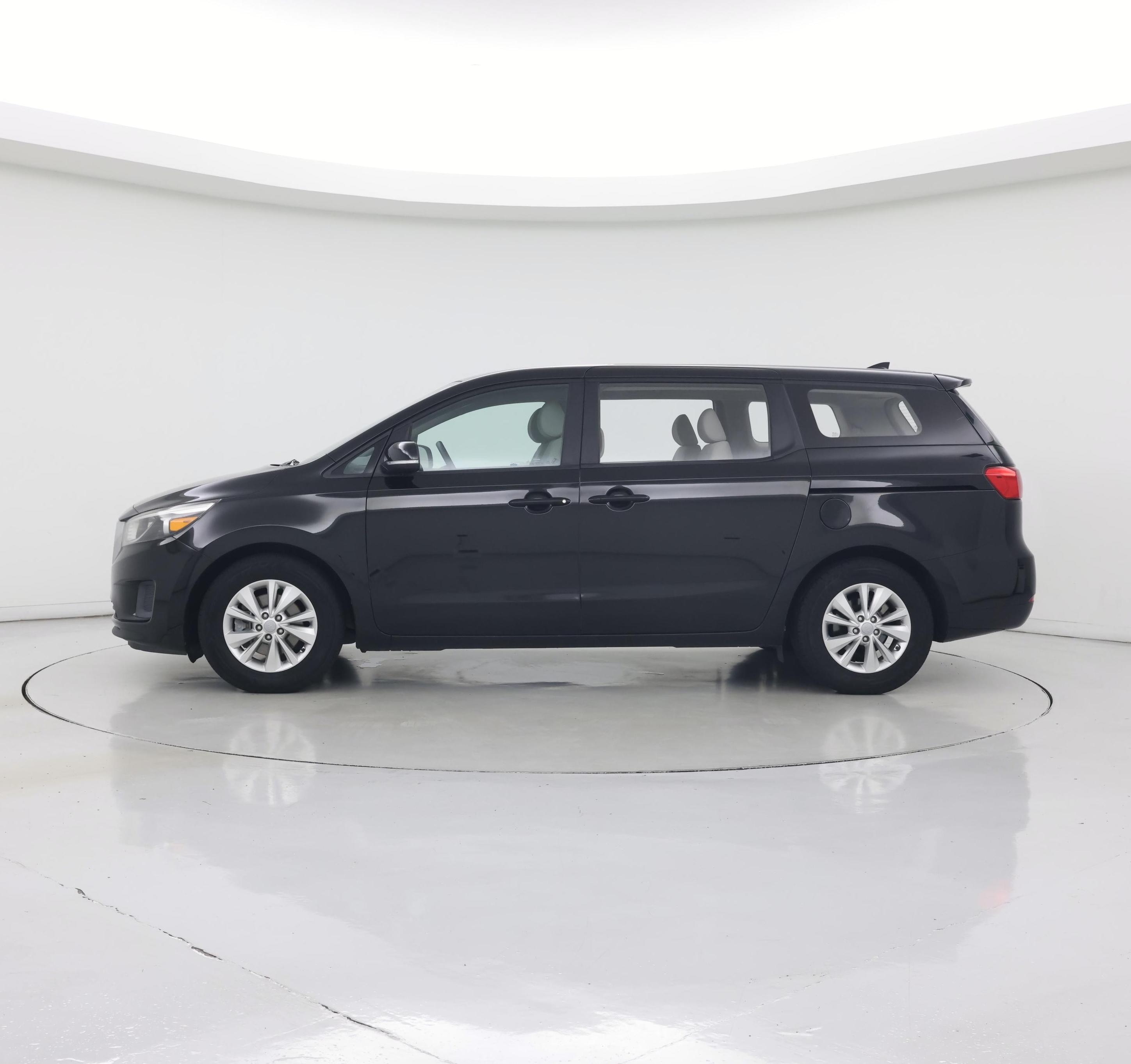 Thumbnail: 2018 Kia Sedona - 3
