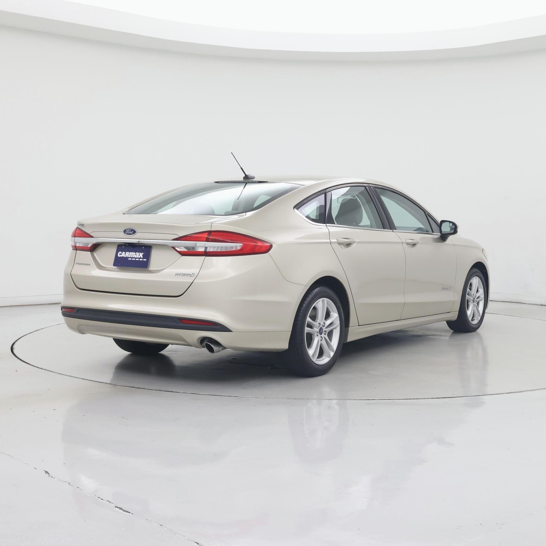 Thumbnail: 2018 Ford Fusion - 8
