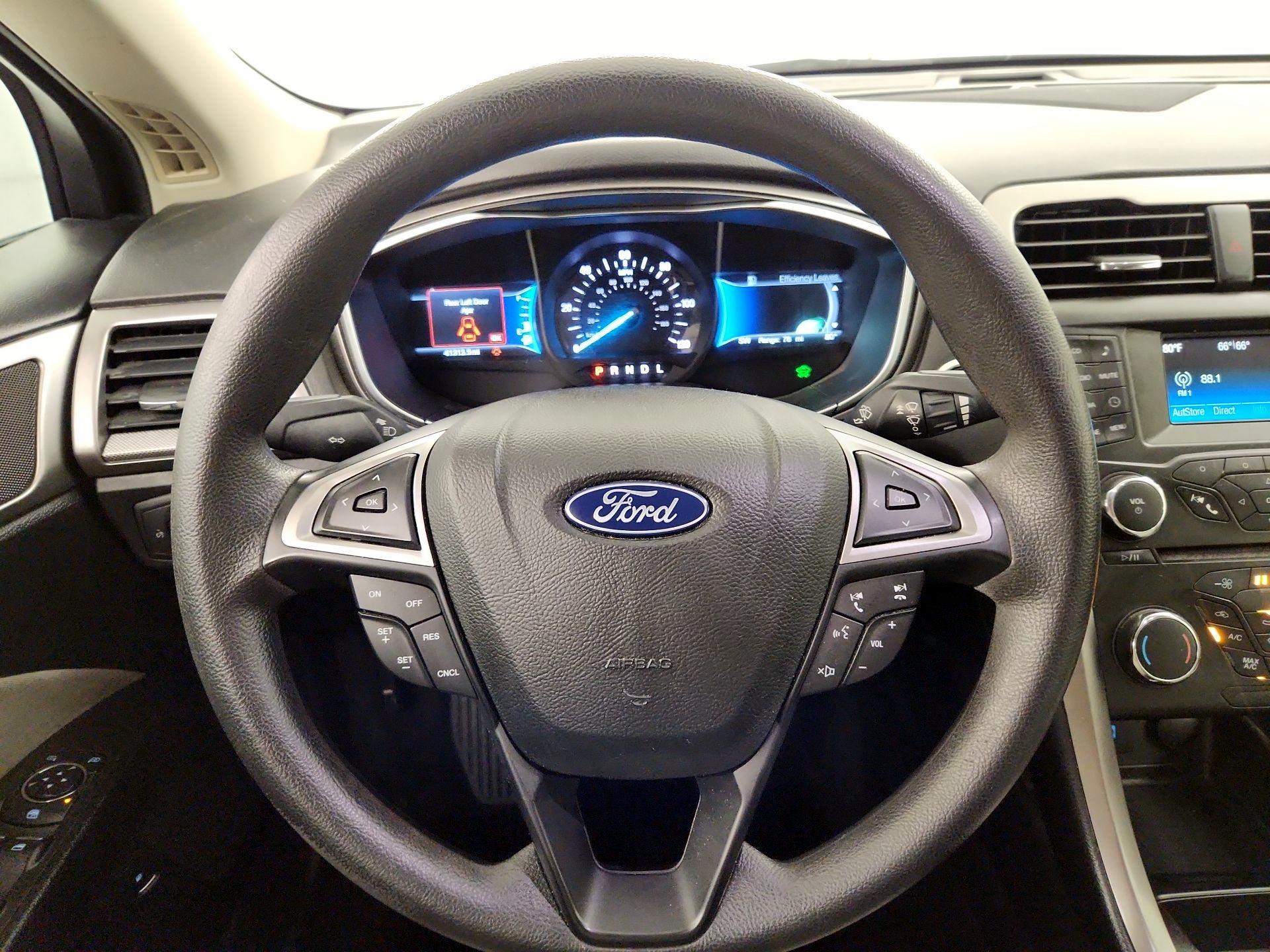 Thumbnail: 2018 Ford Fusion - 10