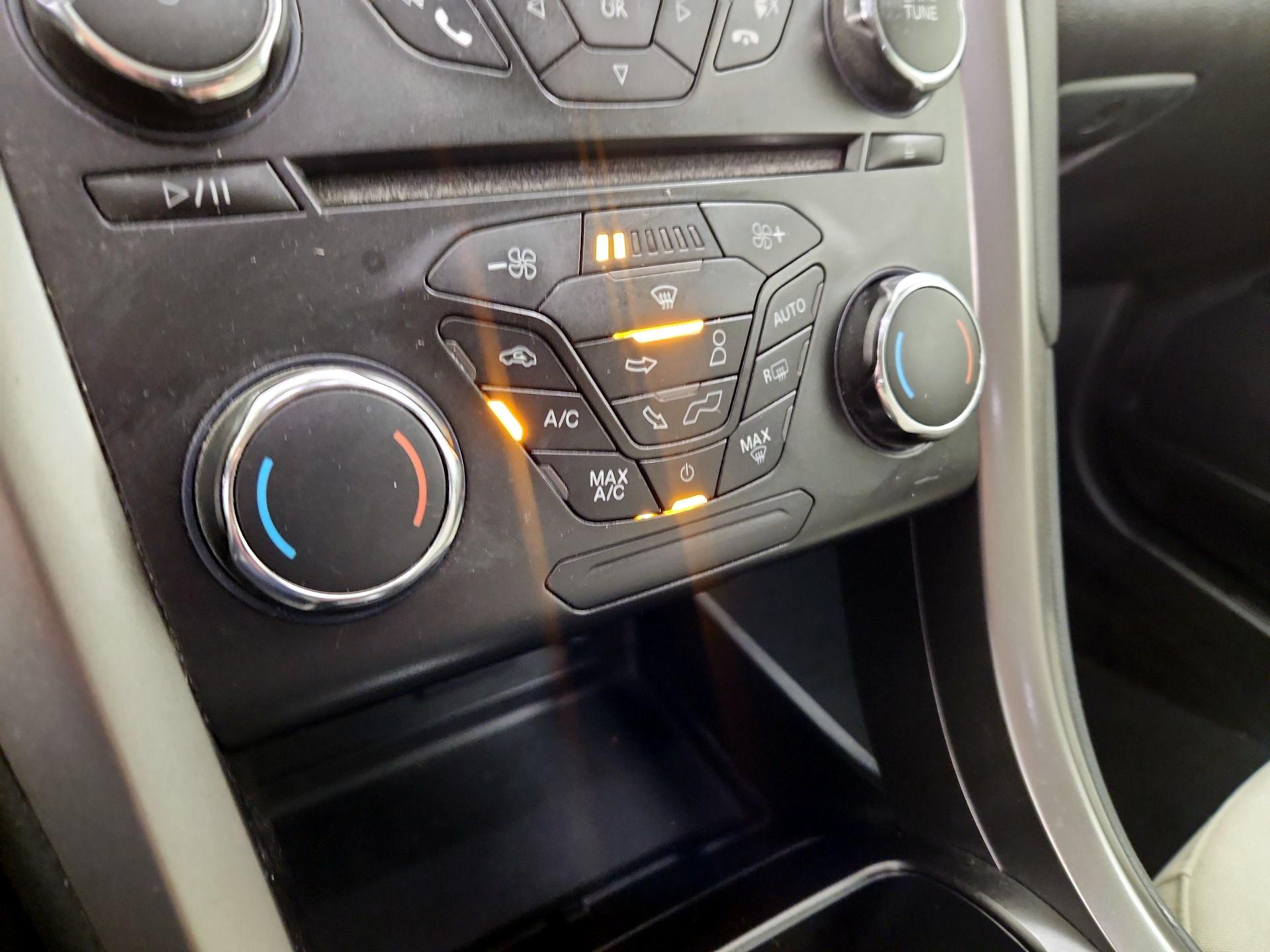 Thumbnail: 2018 Ford Fusion - 16