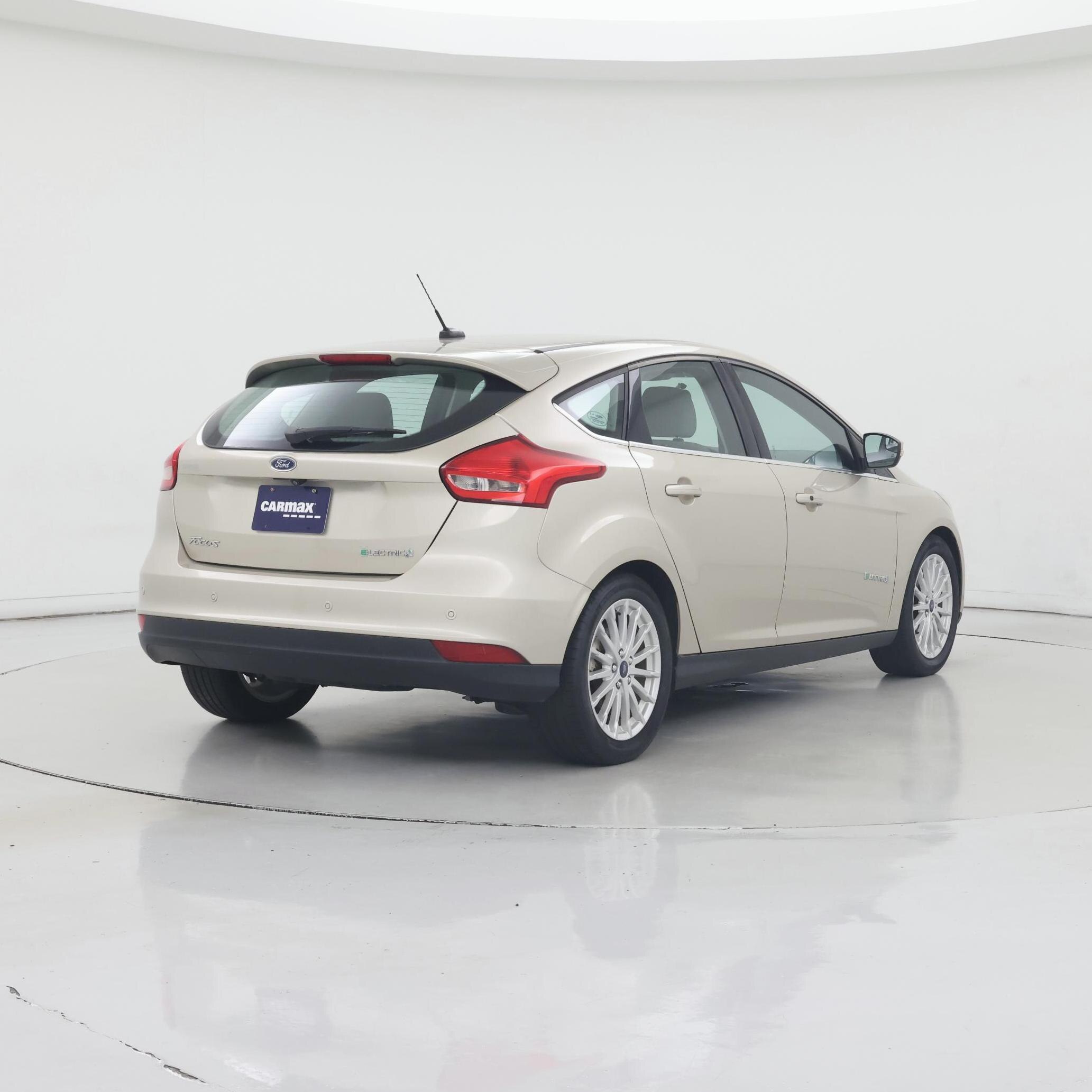 Thumbnail: 2018 Ford Focus - 8