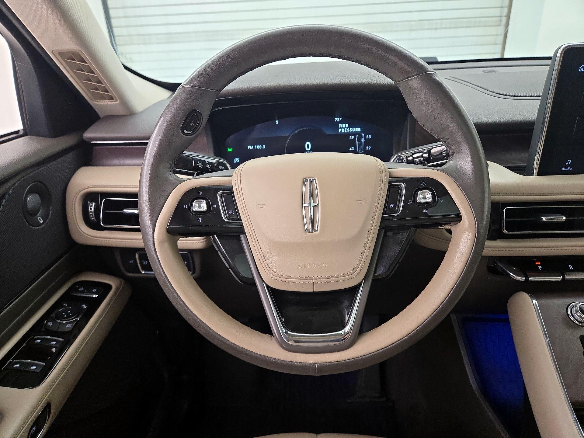 Thumbnail: 2024 Lincoln Aviator - 10