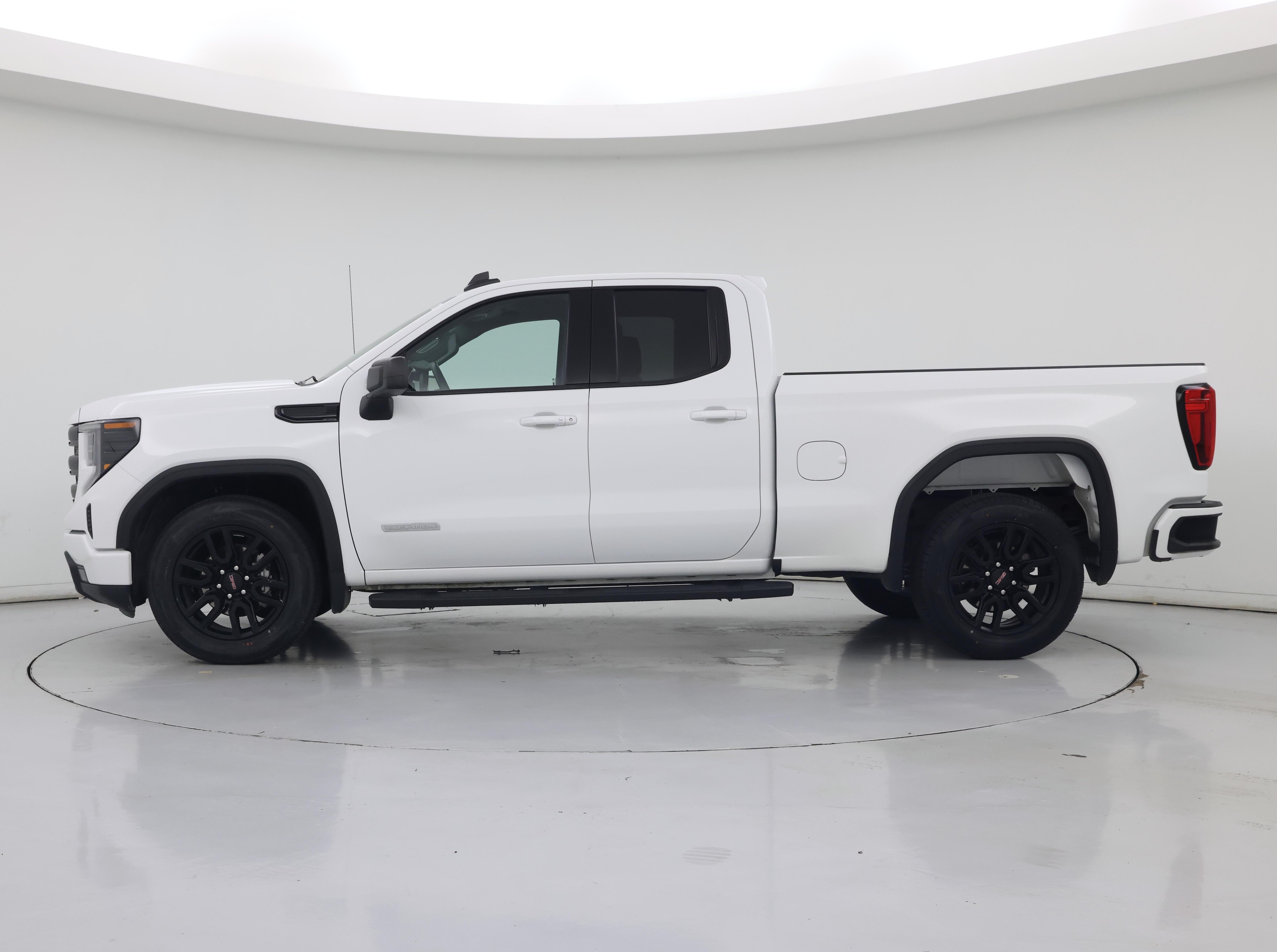 Thumbnail: 2023 GMC Sierra 1500 - 3