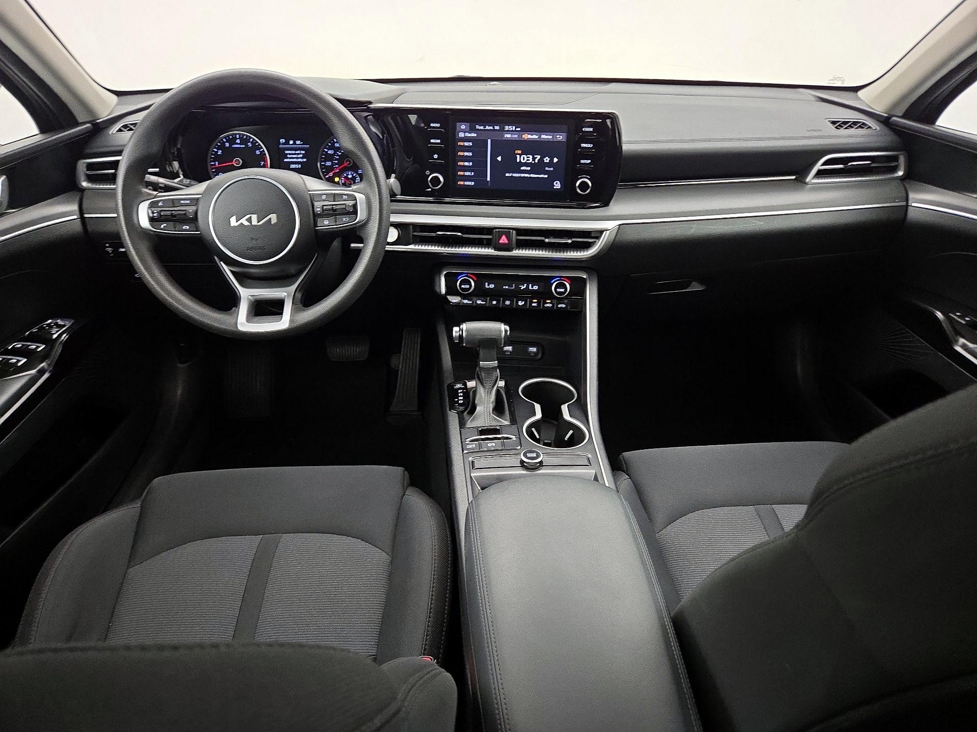 Thumbnail: 2023 Kia K5 - 9