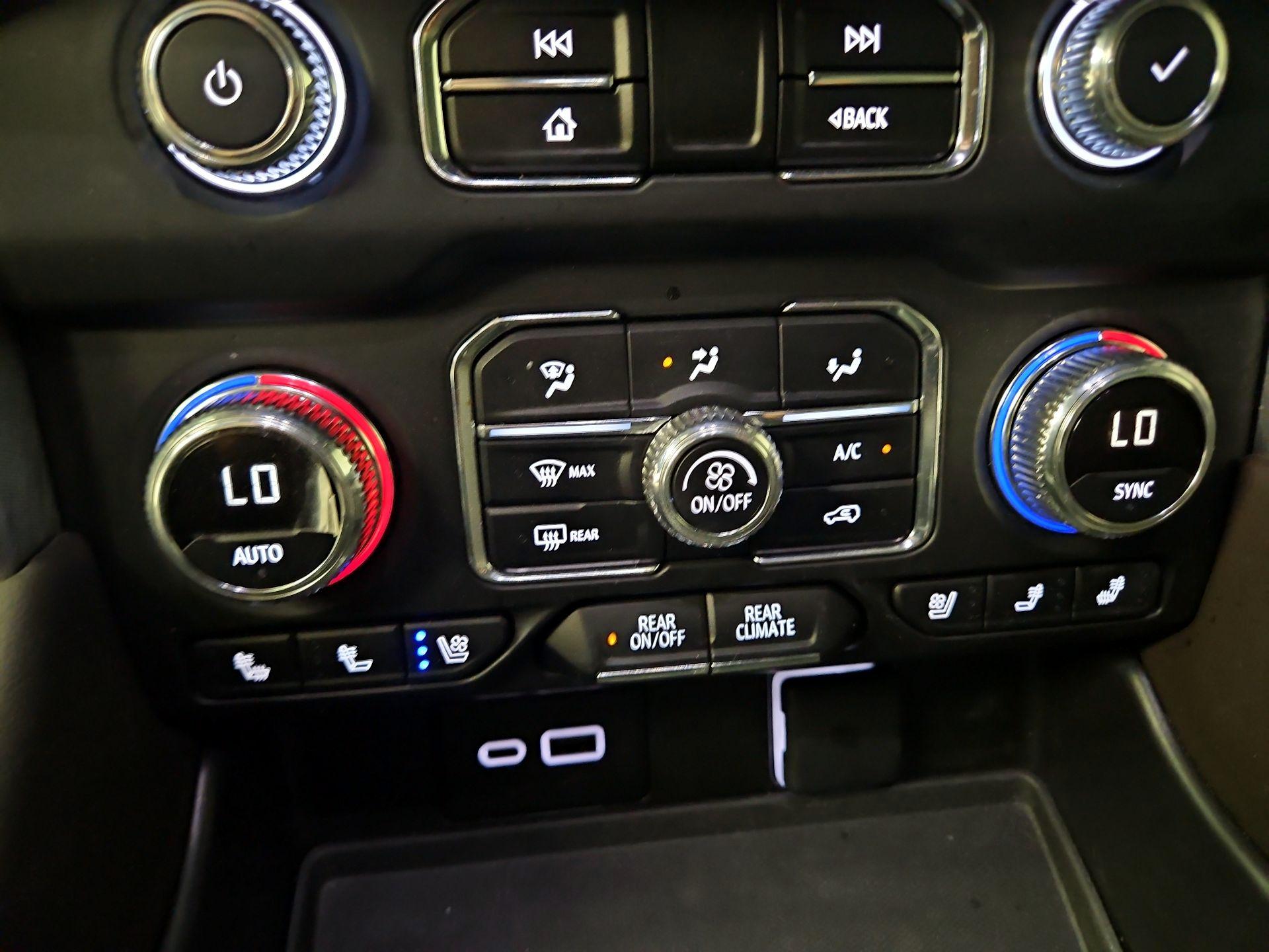 Thumbnail: 2024 GMC Yukon - 17