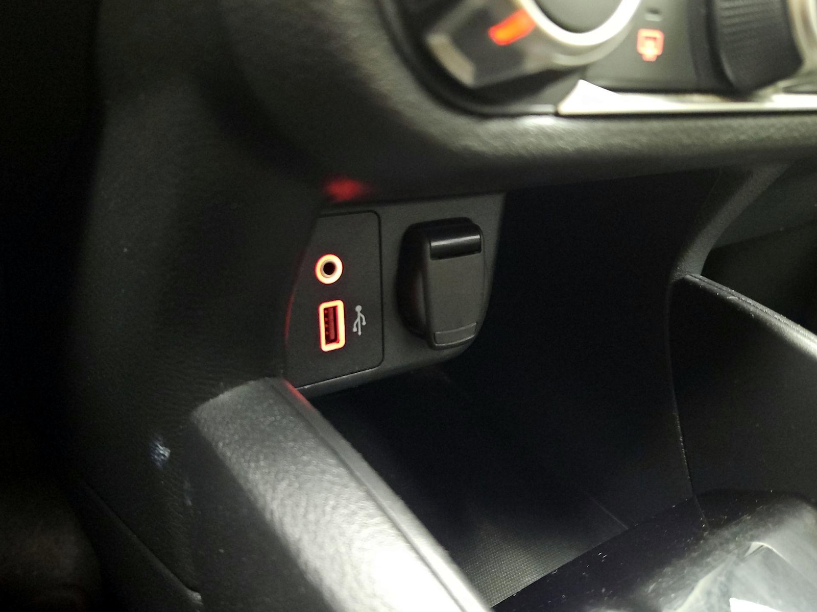 2022 Nissan Versa Sedan SV - Photo 18