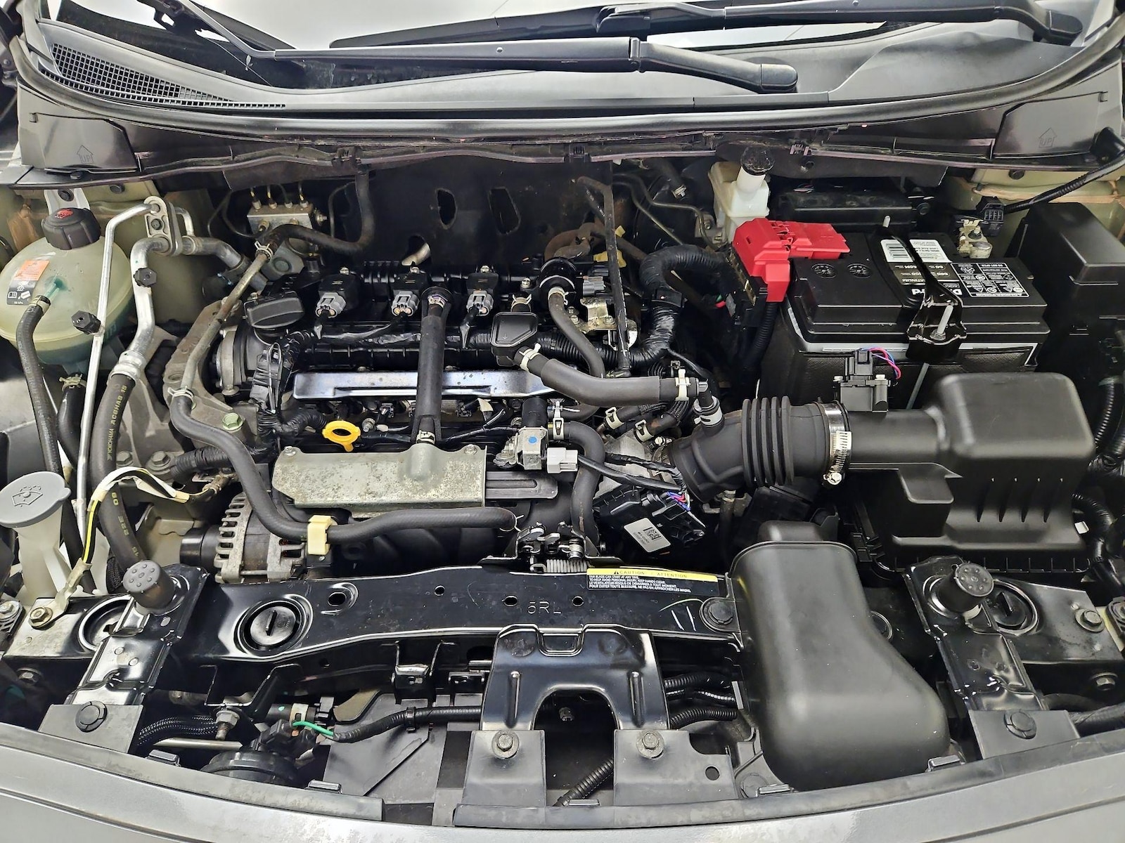 2022 Nissan Versa Sedan SV - Photo 21