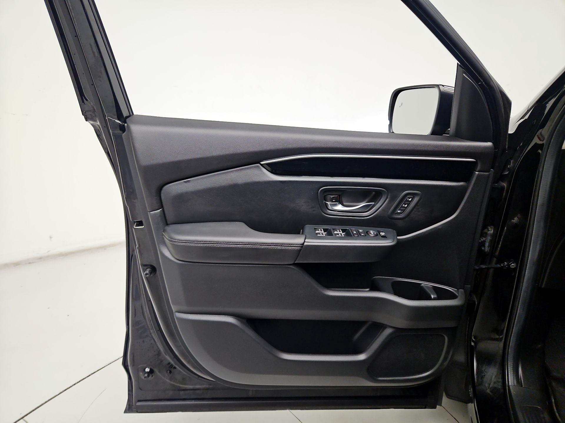 Thumbnail: 2025 Honda Pilot - 12