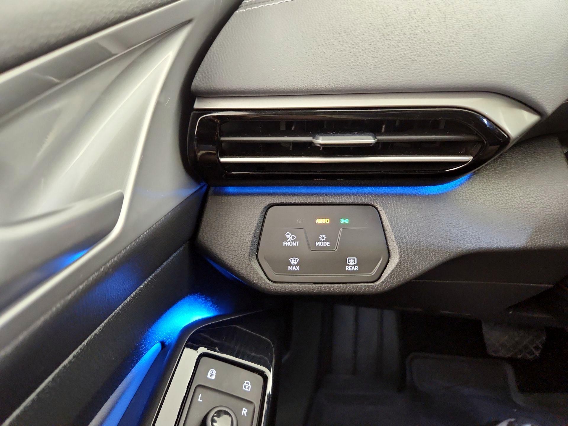 Thumbnail: 2024 Volkswagen ID.4 - 13
