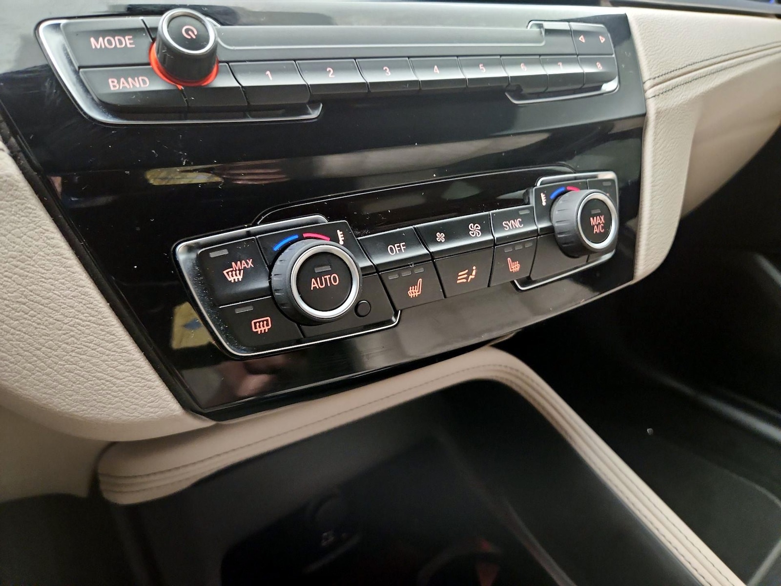 2021 BMW X1 28i - Photo 16
