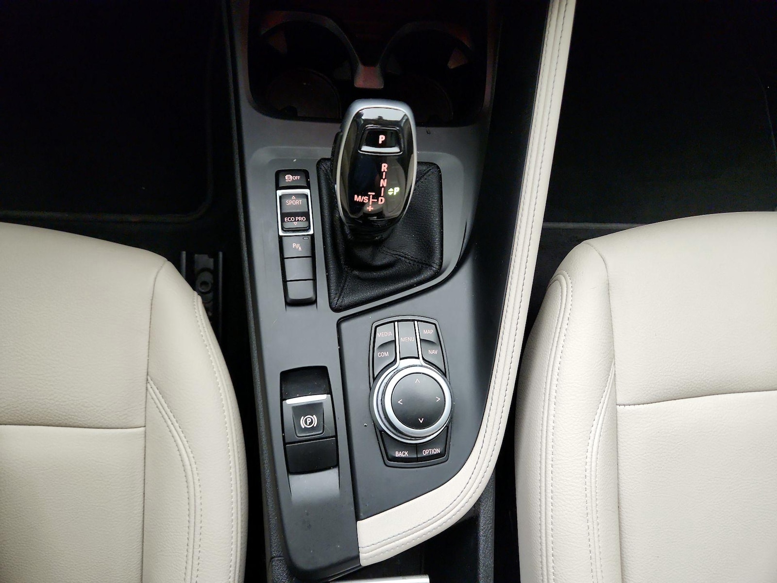 2021 BMW X1 28i - Photo 17