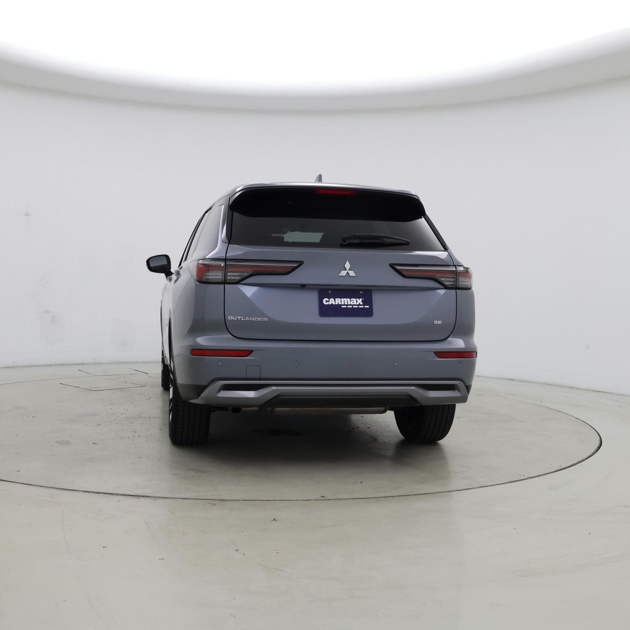 Thumbnail: 2025 Mitsubishi Outlander - 4