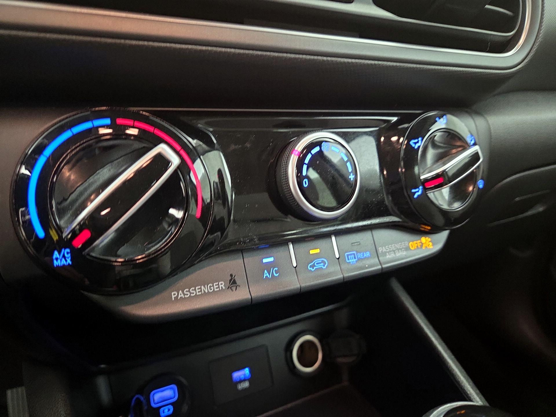 Thumbnail: 2022 Hyundai Kona - 17
