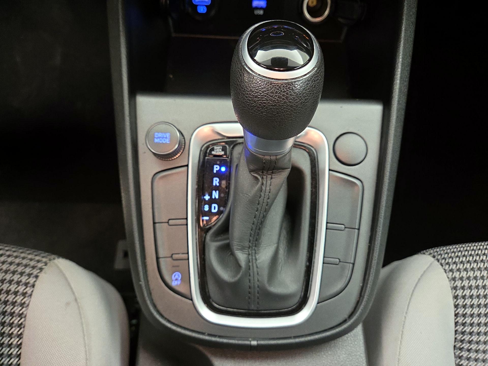 Thumbnail: 2022 Hyundai Kona - 18