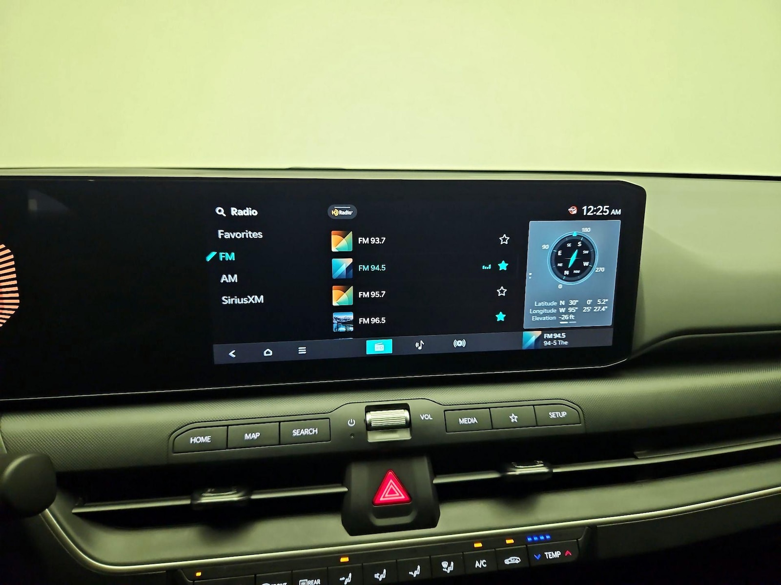 2025 Kia K4 LXS - Photo 15