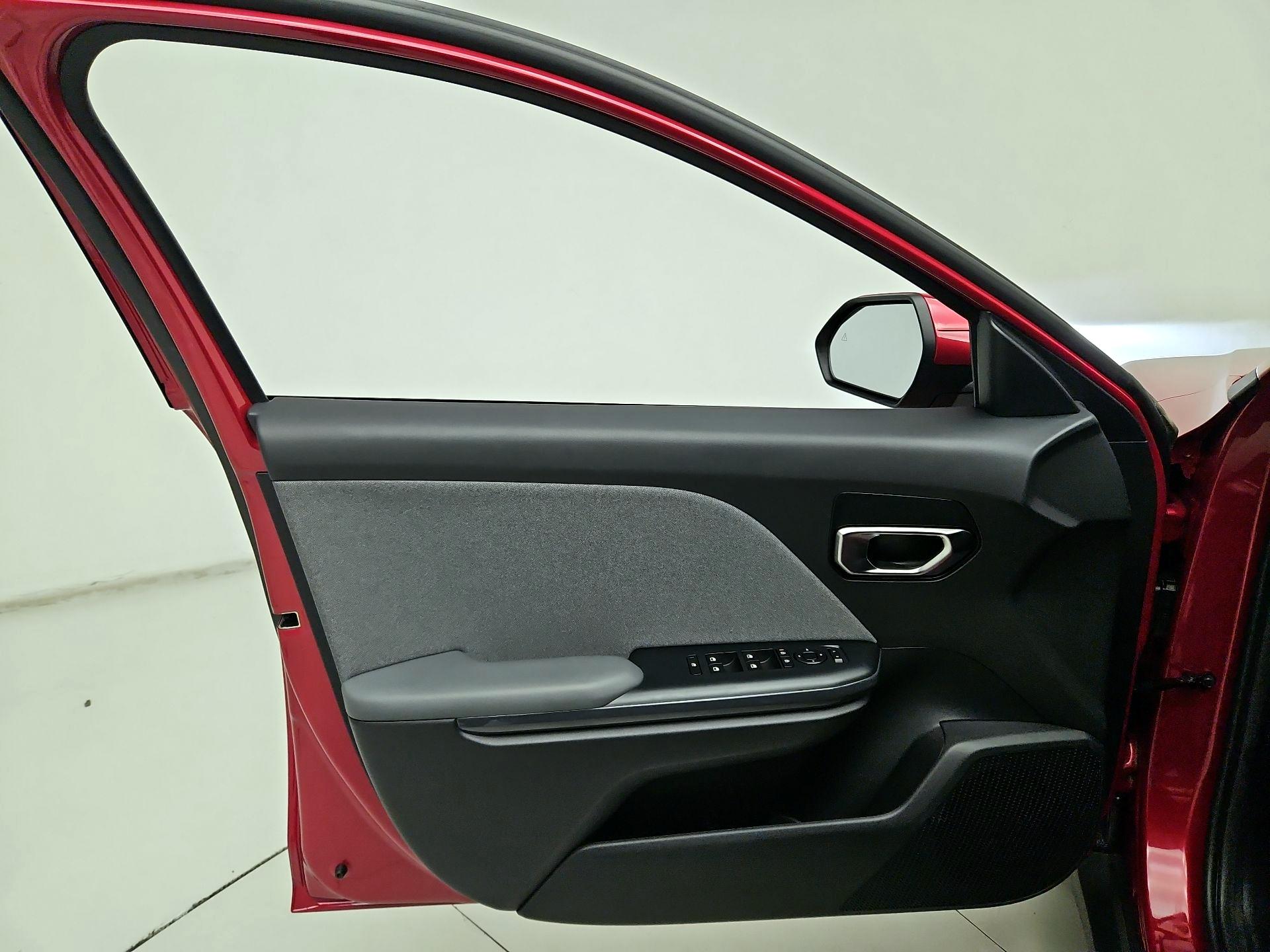 Thumbnail: 2025 Kia K4 - 12