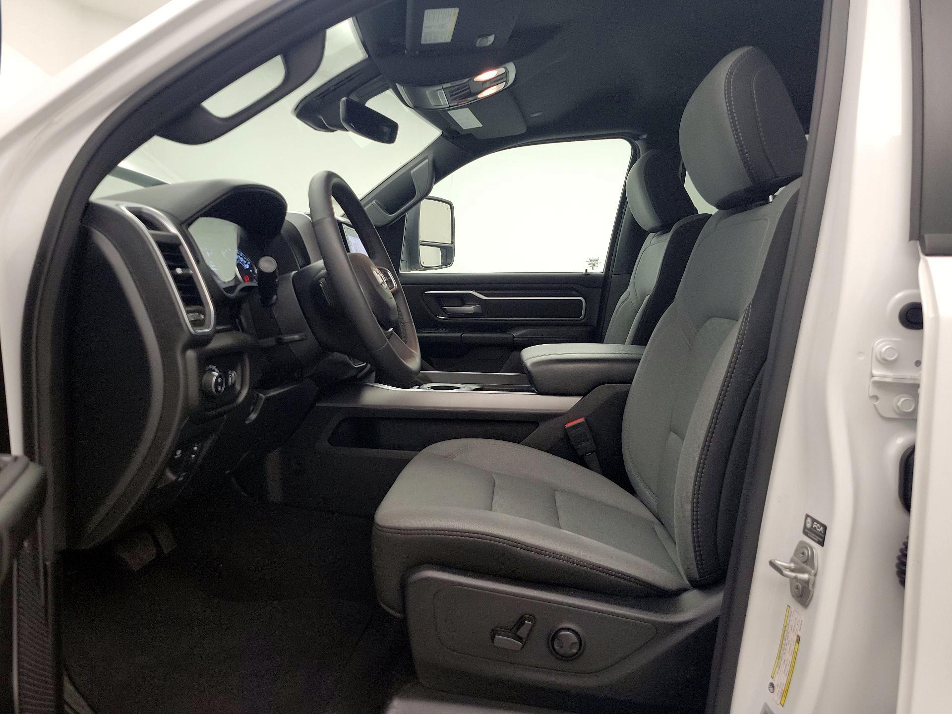 Thumbnail: 2025 RAM 1500 - 11