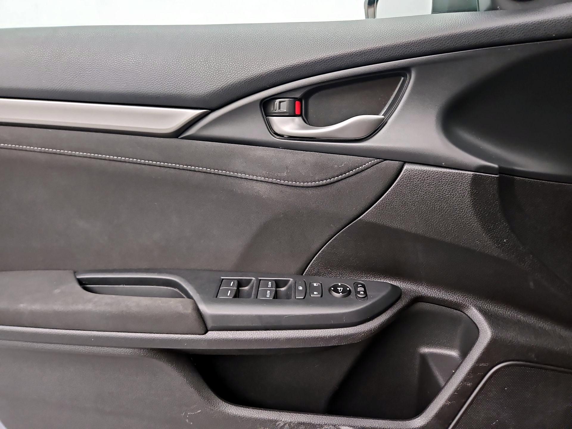 Thumbnail: 2021 Honda Civic - 10