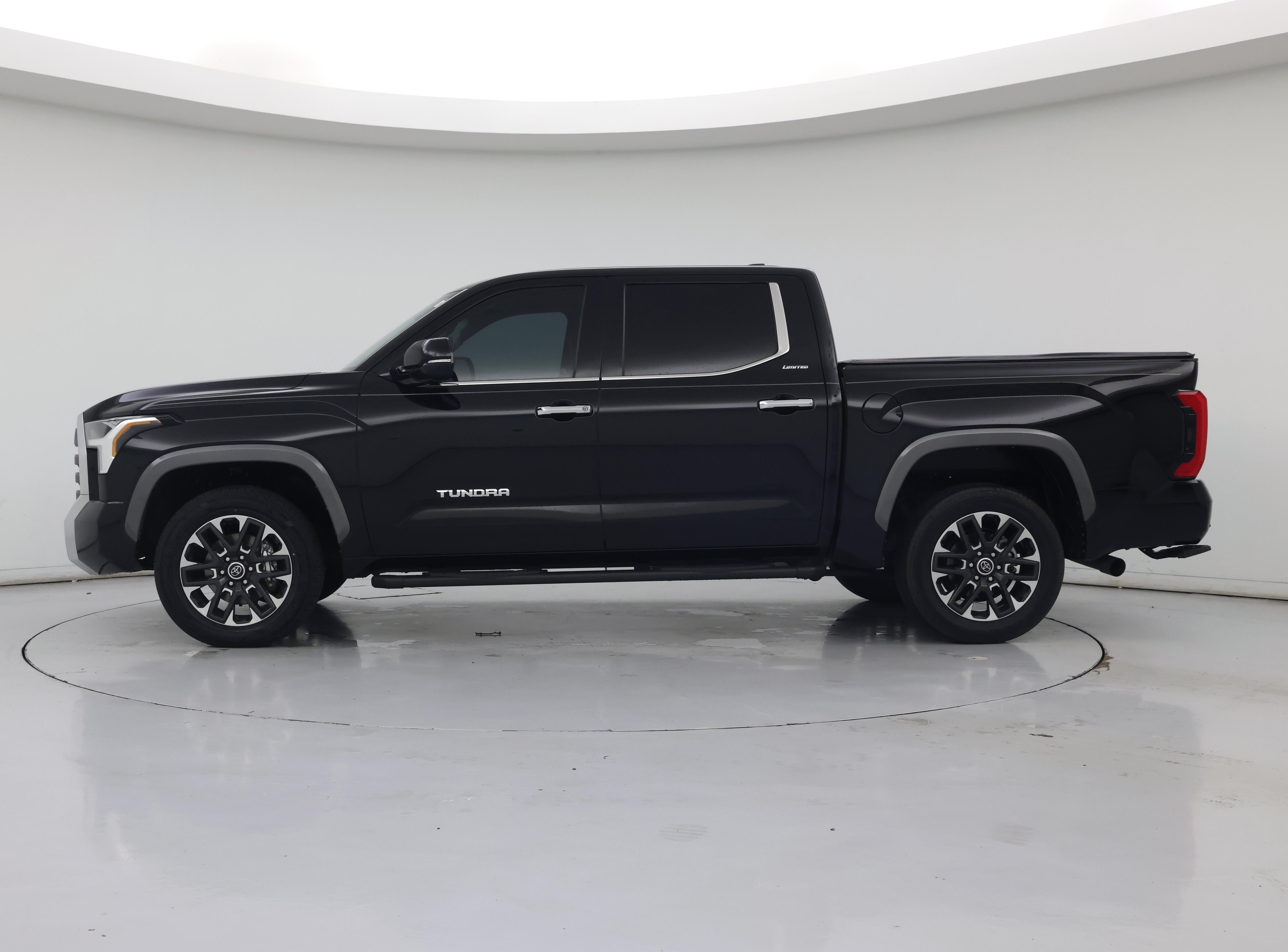 Thumbnail: 2024 Toyota Tundra - 3