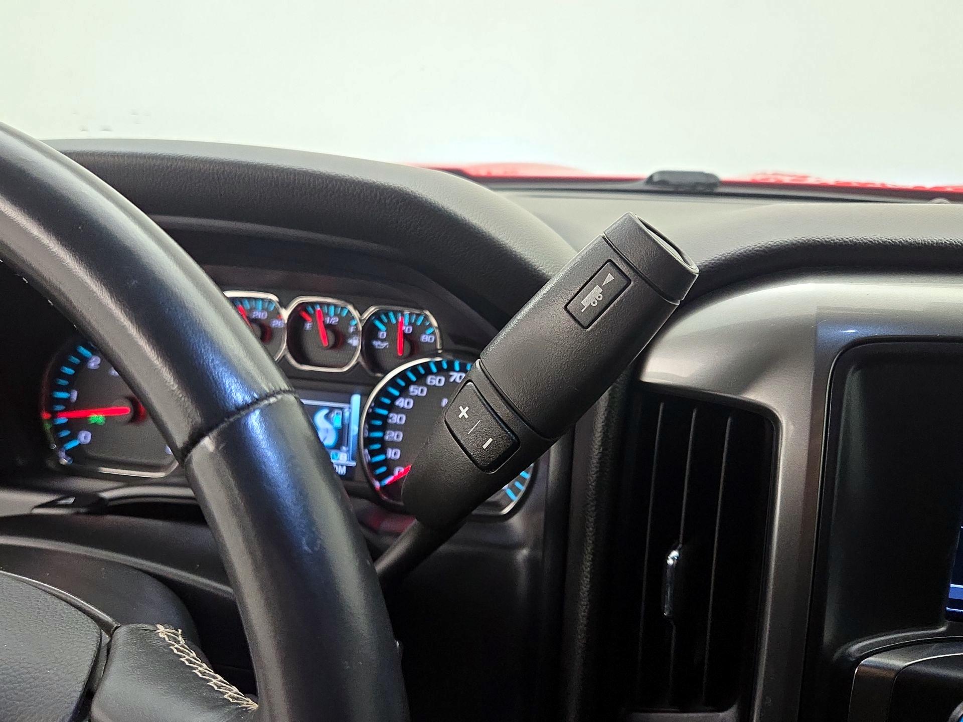 Thumbnail: 2016 Chevrolet Silverado 1500 - 17