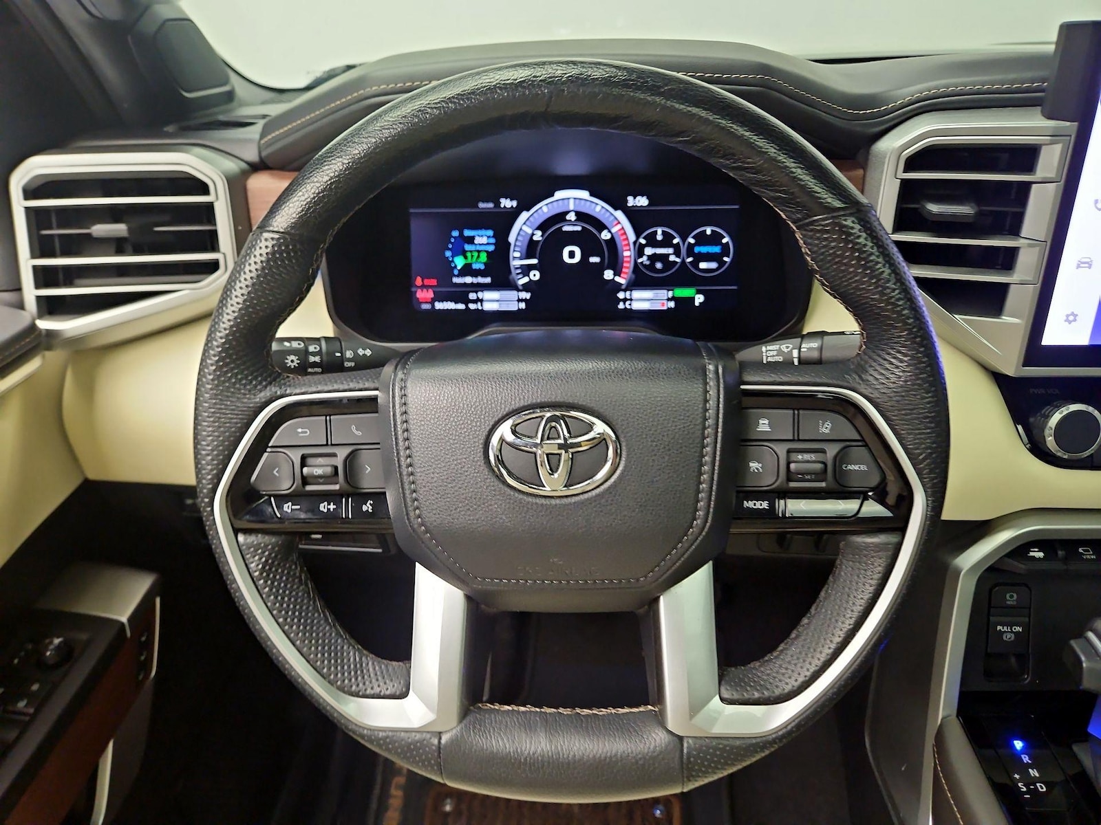 2024 Toyota Tundra 1794 Edition - Photo 11