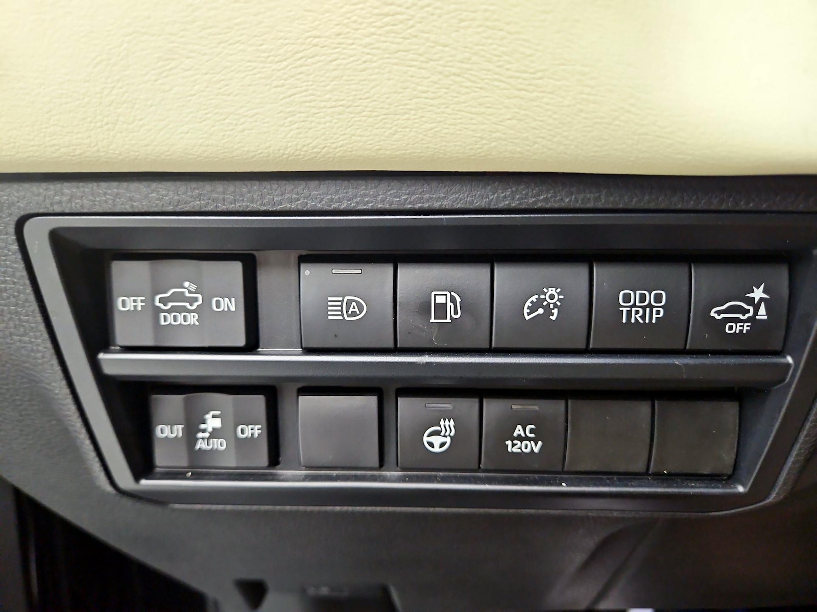 2024 Toyota Tundra 1794 Edition - Photo 14